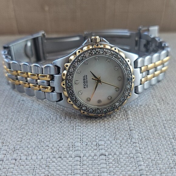 Fossil Women Wrsitwatch Crystals Accent Face Silver/Gold Tone Quartz Watch - Picture 7 of 14